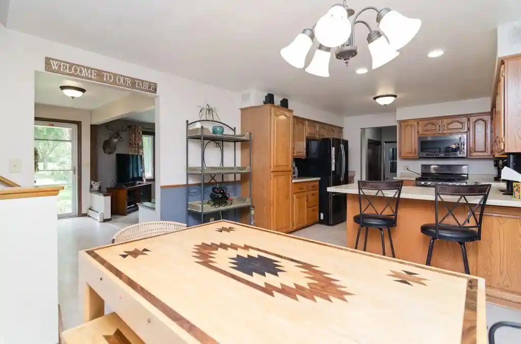 Photo 3 of Single family home for sale at 600 Harvard Dr, Neenah, WI 54956 | MLS# 50333064 | Listing updated on 2026-09-22