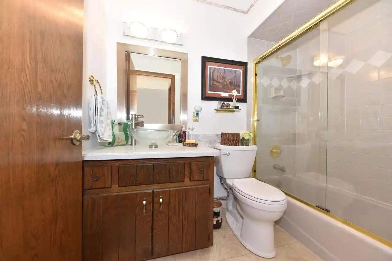 Photo 4 of Condo for sale at 731 Tamarack Dr E, West Bend, WI 53095 | MLS# 1981626 | Listing updated on 2026-10-01
