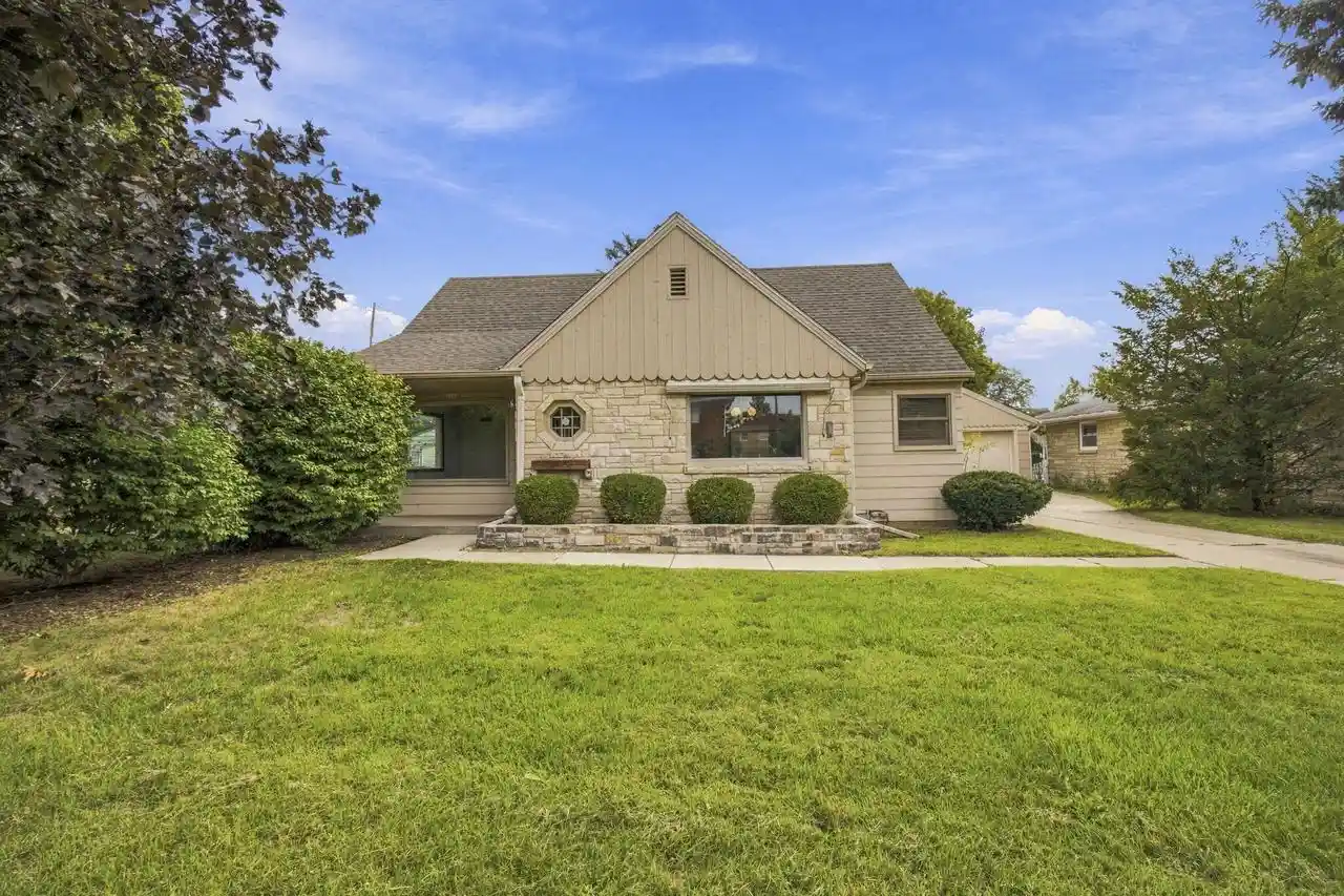 Photo 1 of Single family home for sale at 5544 N 26th Street, Glendale, WI 53209 | MLS# 1981634 | Listing updated on 2026-10-09