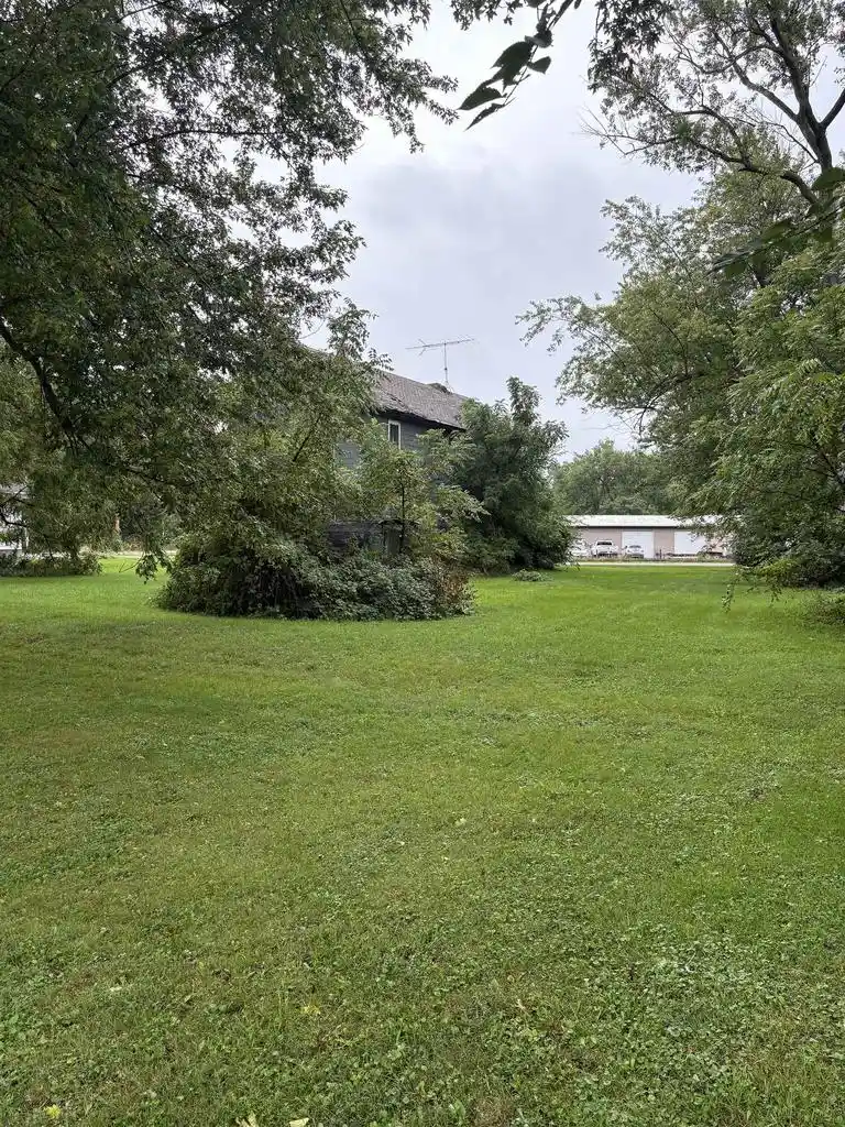 Photo 2 of Sale Pending at 11041 E Willow Dr, Whitewater, WI 53190 | MLS# 2033186 | Listing updated on 2026-09-27