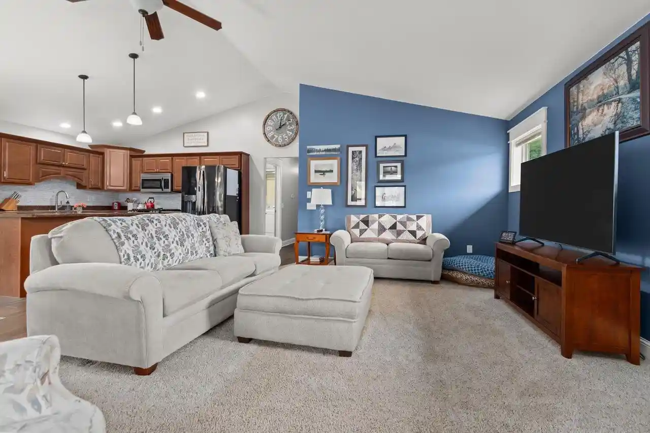 Photo 3 of Single family home for sale at 266 E Front St, Marquette, WI 53947 | MLS# 2033188 | Listing updated on 2026-09-23
