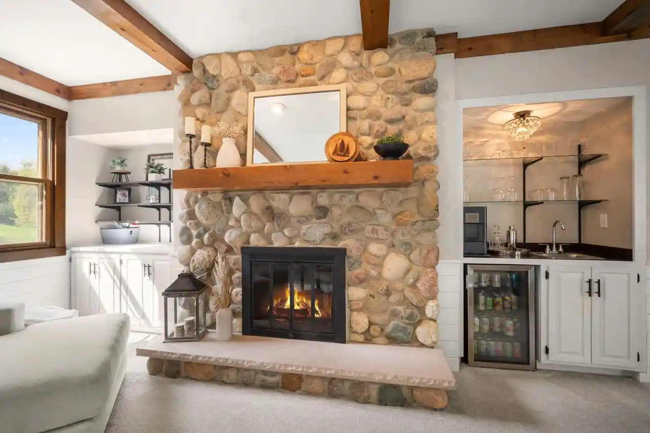 Photo 1 of Single family home for sale at 1600 Constitution Dr, Brookfield, WI 53045 | MLS# 1981646 | Listing updated on 2026-09-25