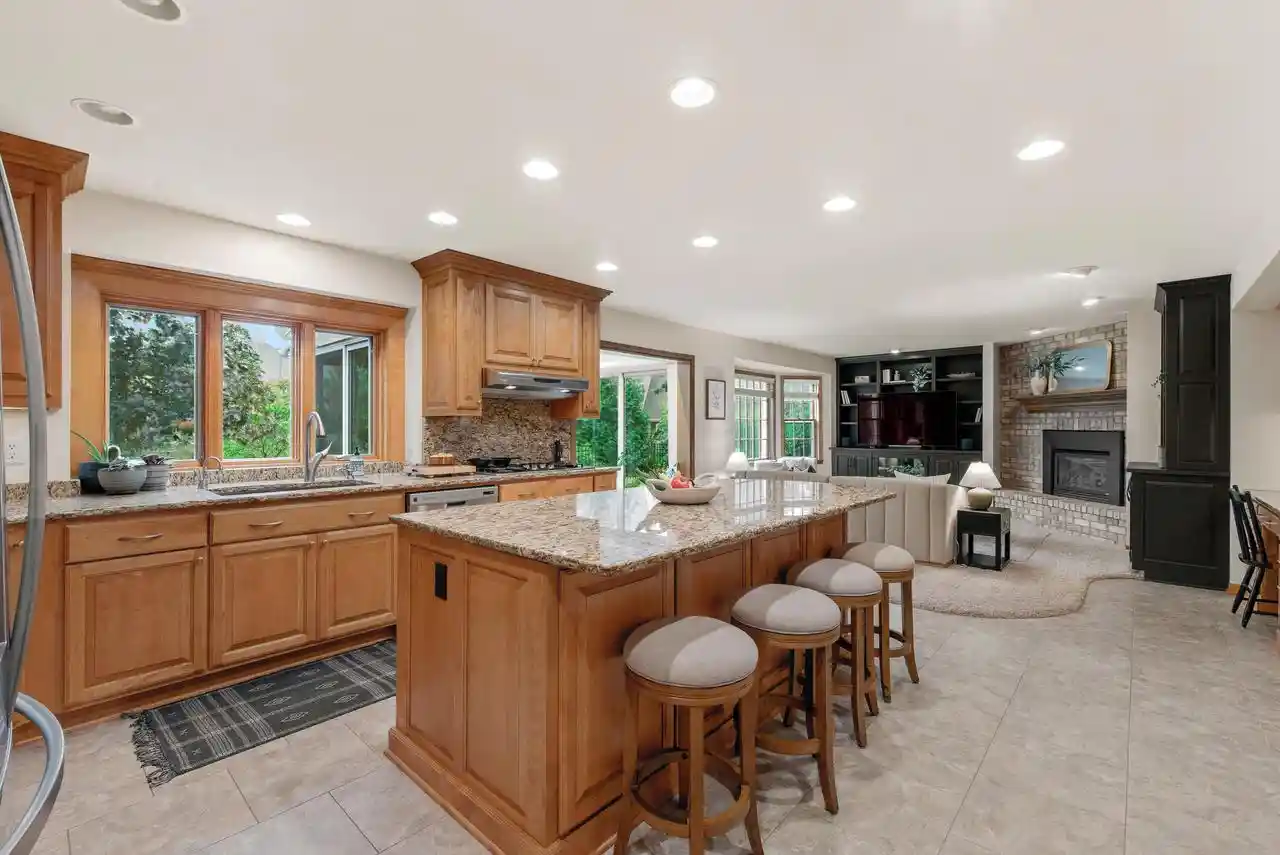 Photo 3 of Single family home for sale at 3925 W Sherbrooke Dr, Mequon, WI 53092 | MLS# 1981644 | Listing updated on 2026-10-09