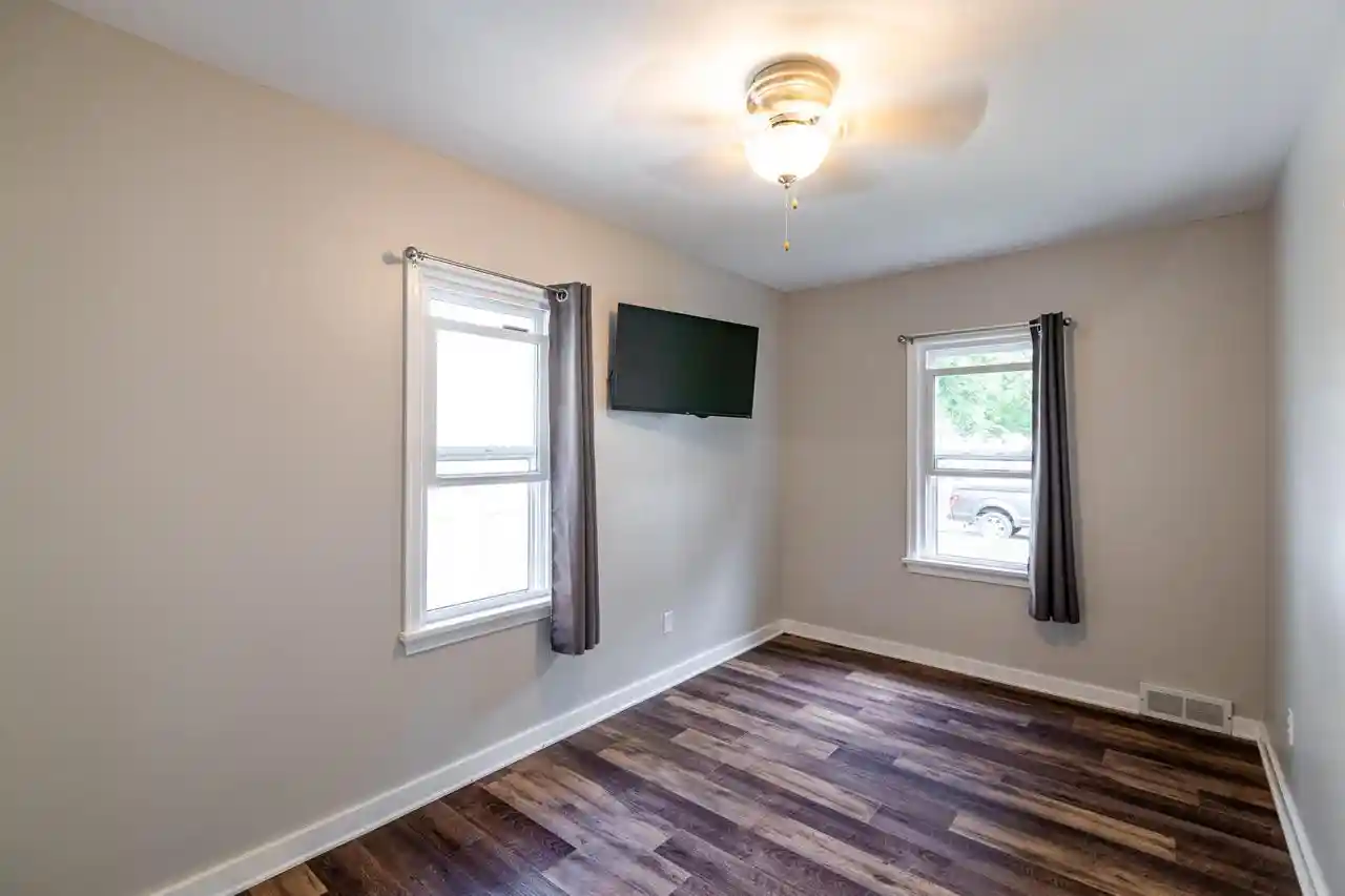 Photo 3 of Single family home for sale at 2318 Ferry St, La Crosse, WI 54601 | MLS# 1981653 | Listing updated on 2026-10-02