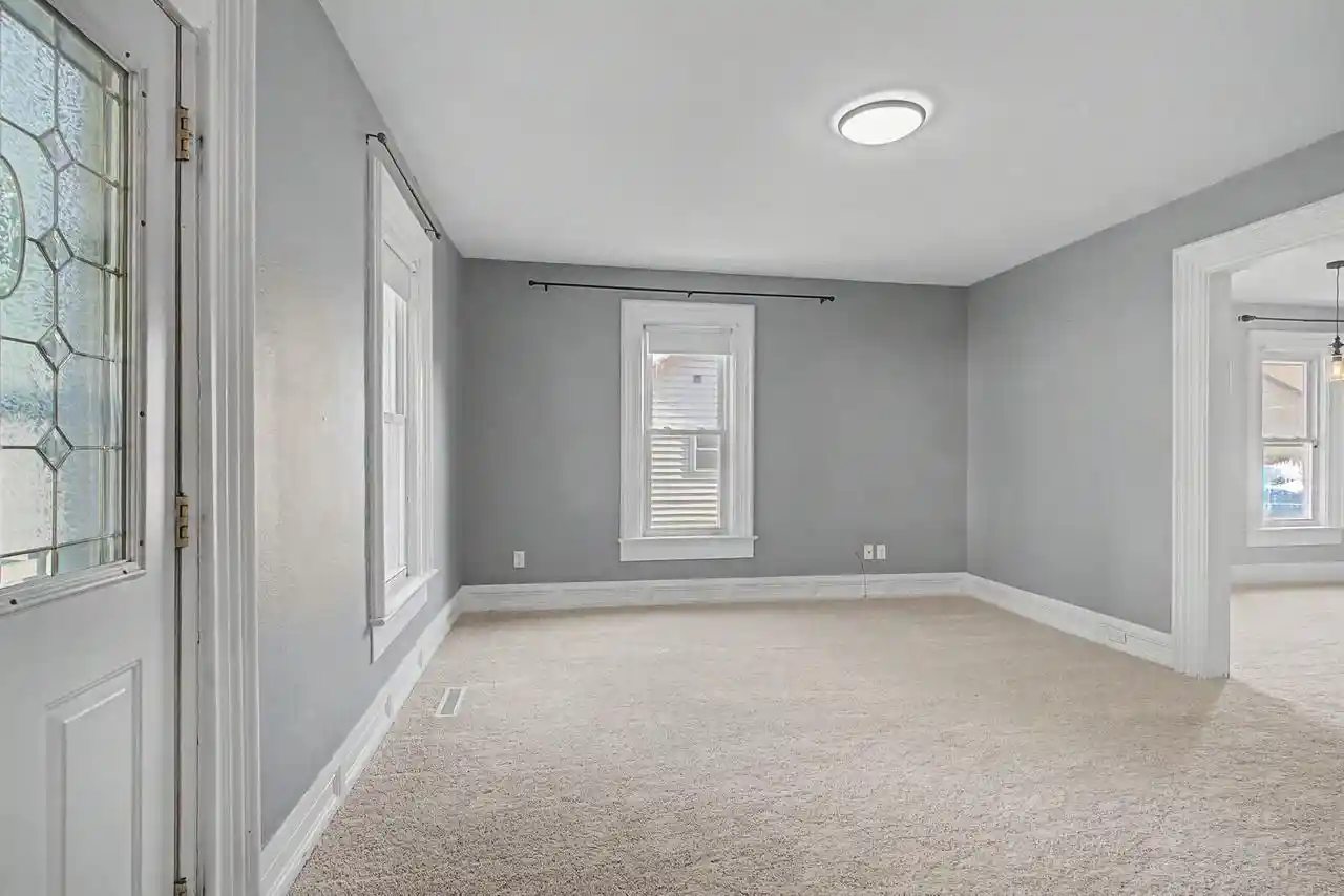 Photo 1 of Single family home for sale at 520 Avon St, La Crosse, WI 54603 | MLS# 1981652 | Listing updated on 2026-09-25