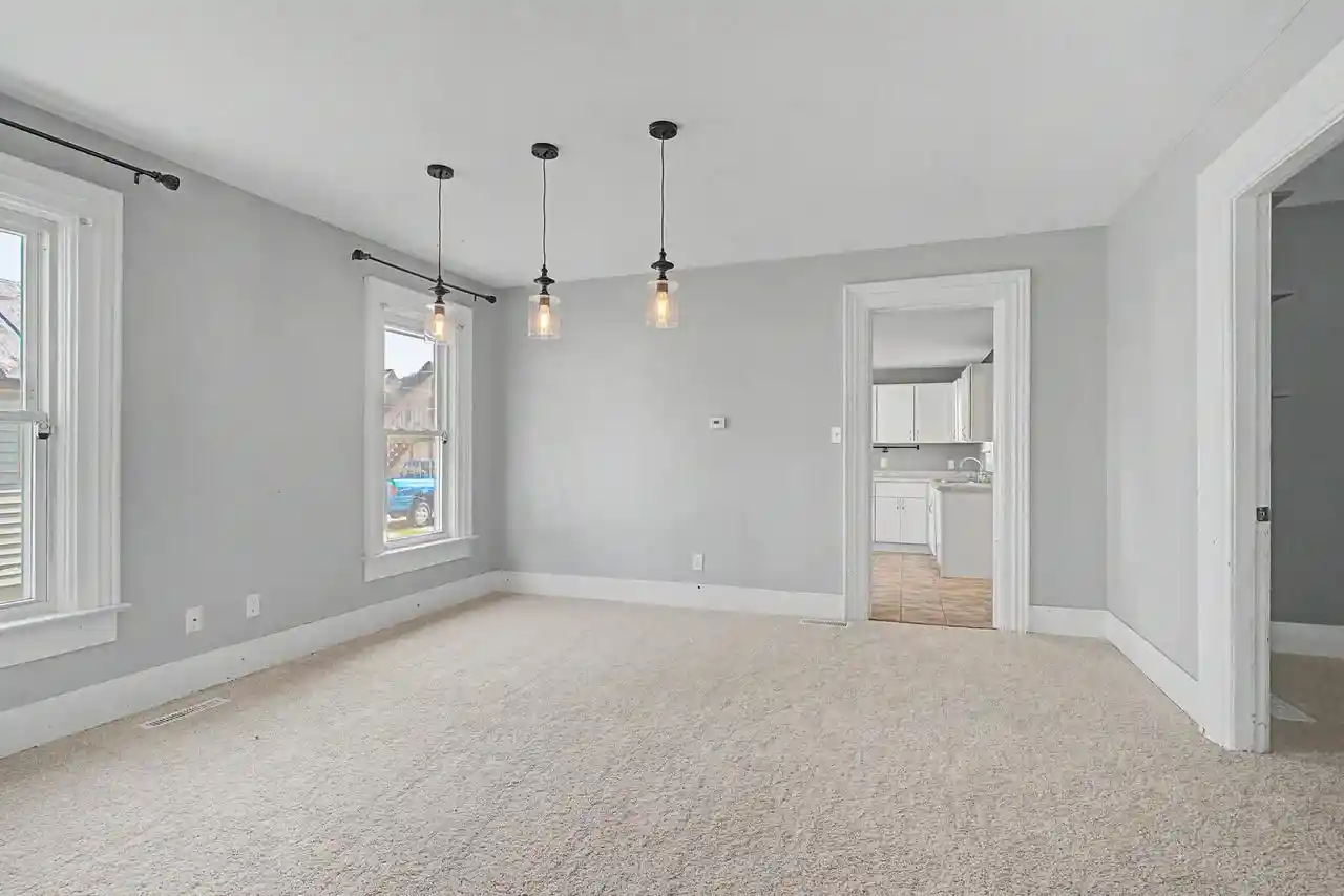 Photo 3 of Single family home for sale at 520 Avon St, La Crosse, WI 54603 | MLS# 1981652 | Listing updated on 2026-09-25