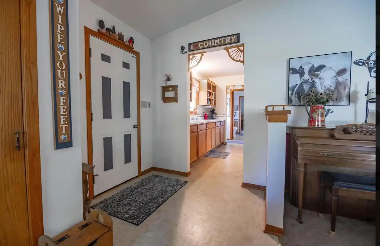 Photo 2 of Single family home for sale at 2035 Dustir Dr, Caledonia, WI 53402 | MLS# 1981654 | Listing updated on 2026-09-22