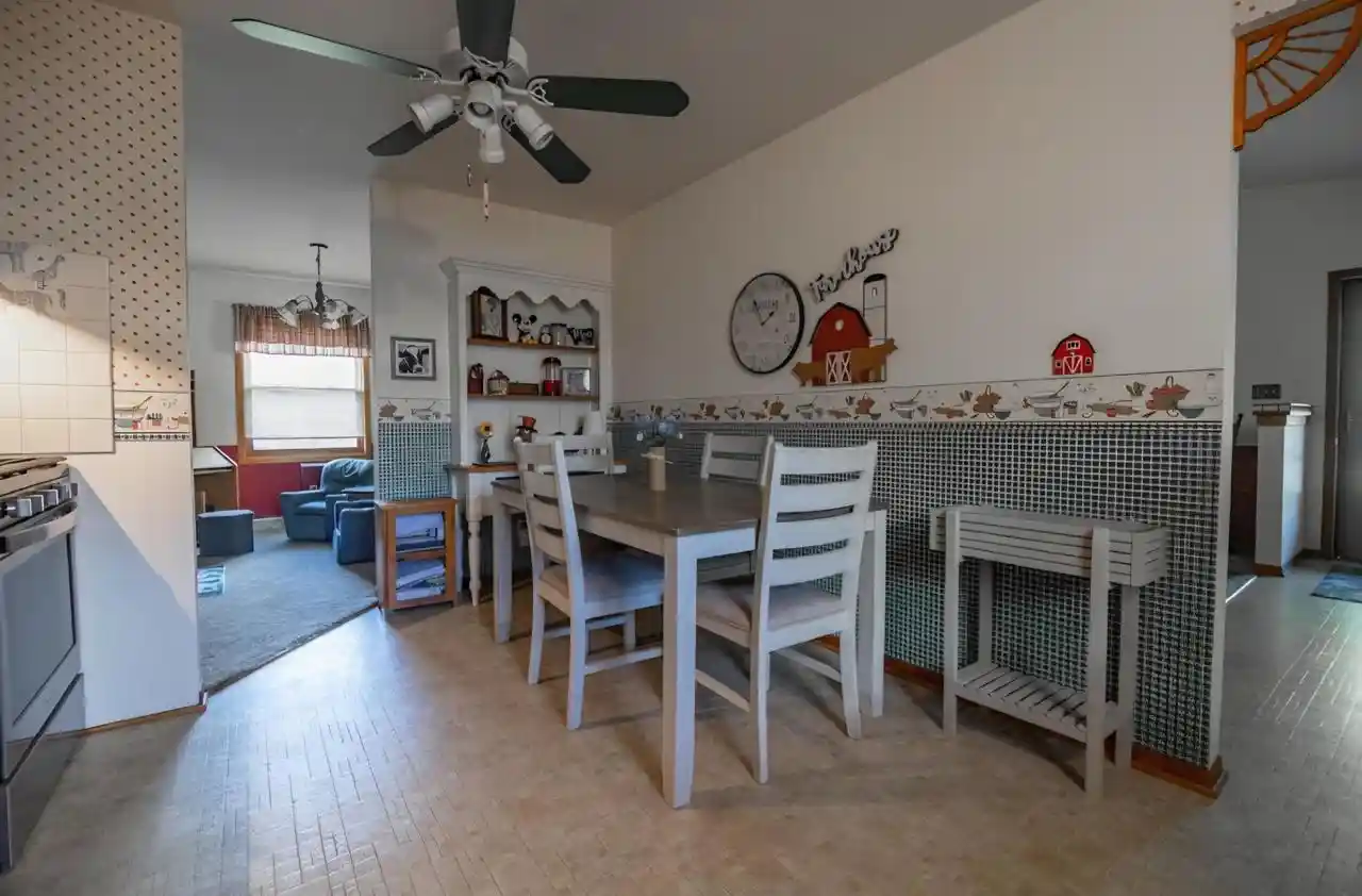 Photo 4 of Single family home for sale at 2035 Dustir Dr, Caledonia, WI 53402 | MLS# 1981654 | Listing updated on 2026-09-22