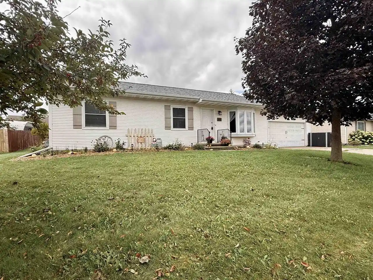 Photo 1 of Single family home for sale at 106 Southgate Dr, Eden, WI 53019 | MLS# 50333080 | Listing updated on 2026-09-22