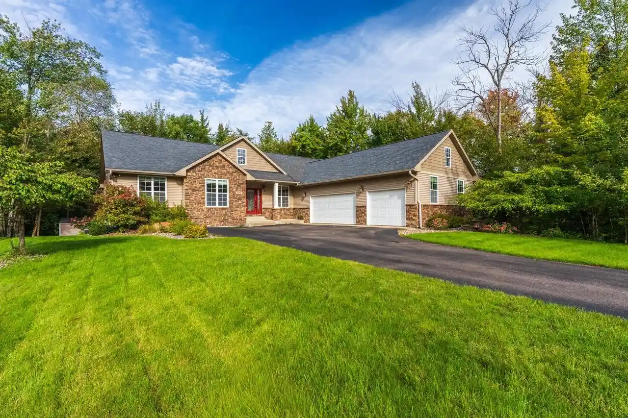 Photo 1 of Single family home for sale at 9602 Heritage Hills Dr, Schofield, WI 54476 | MLS# 22604707 | Listing updated on 2026-09-22
