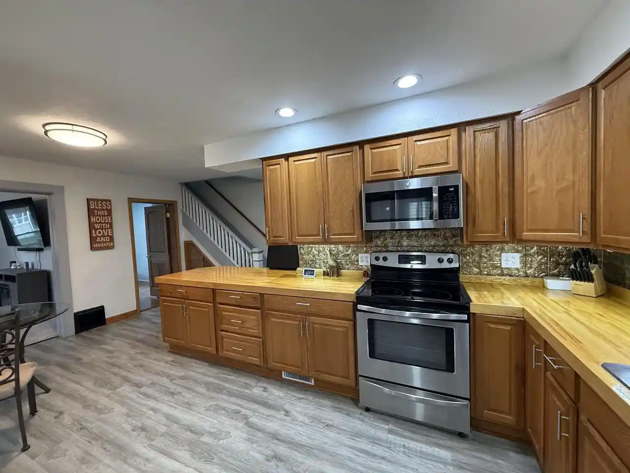 Photo 3 of Single family home for sale at 1500 29th Avenue, Menominee, MI 49858 | MLS# 50333085 | Listing updated on 2026-09-23