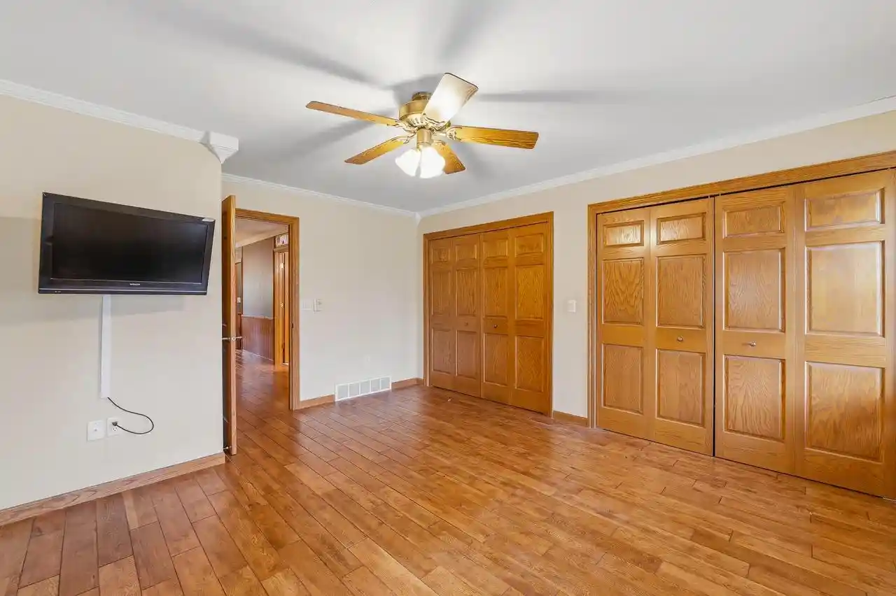 Photo 4 of Single family home for sale at N9630 N Coop Rd, Appleton, WI 54915 | MLS# 1981662 | Listing updated on 2026-09-22