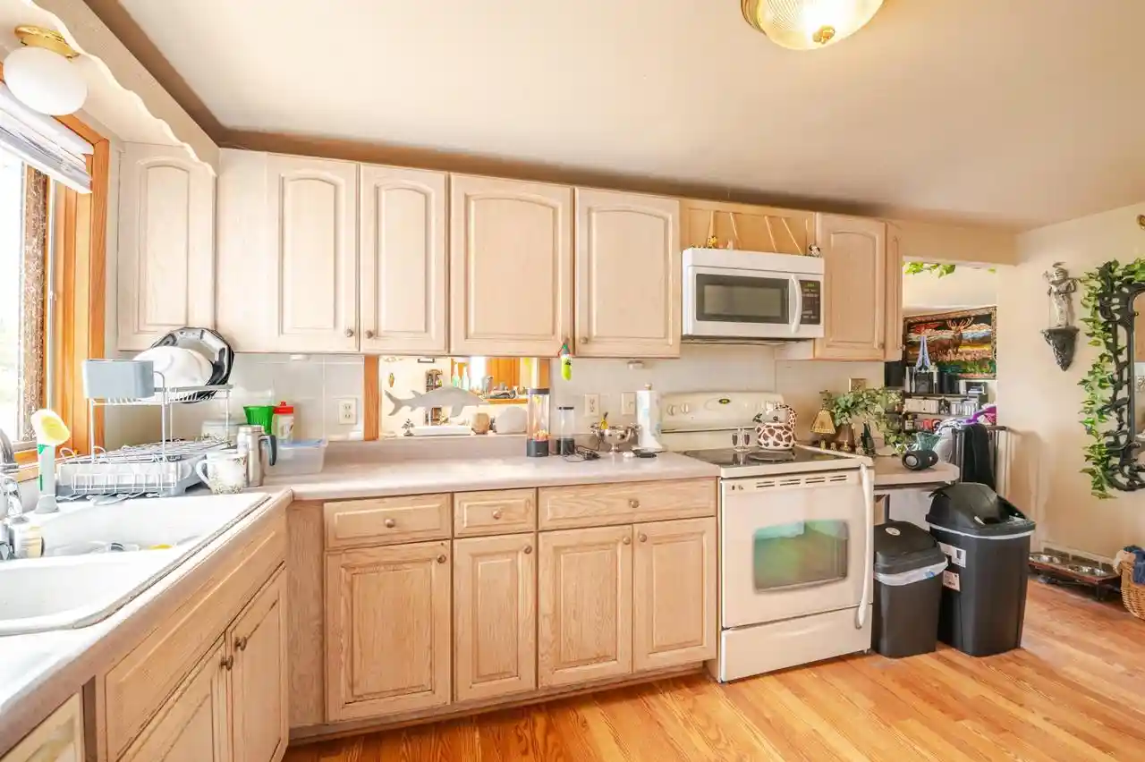 Photo 2 of Single family home for sale at 1106 St Agnes Dr, Green Bay, WI 54304 | MLS# 50333090 | Listing updated on 2026-09-22