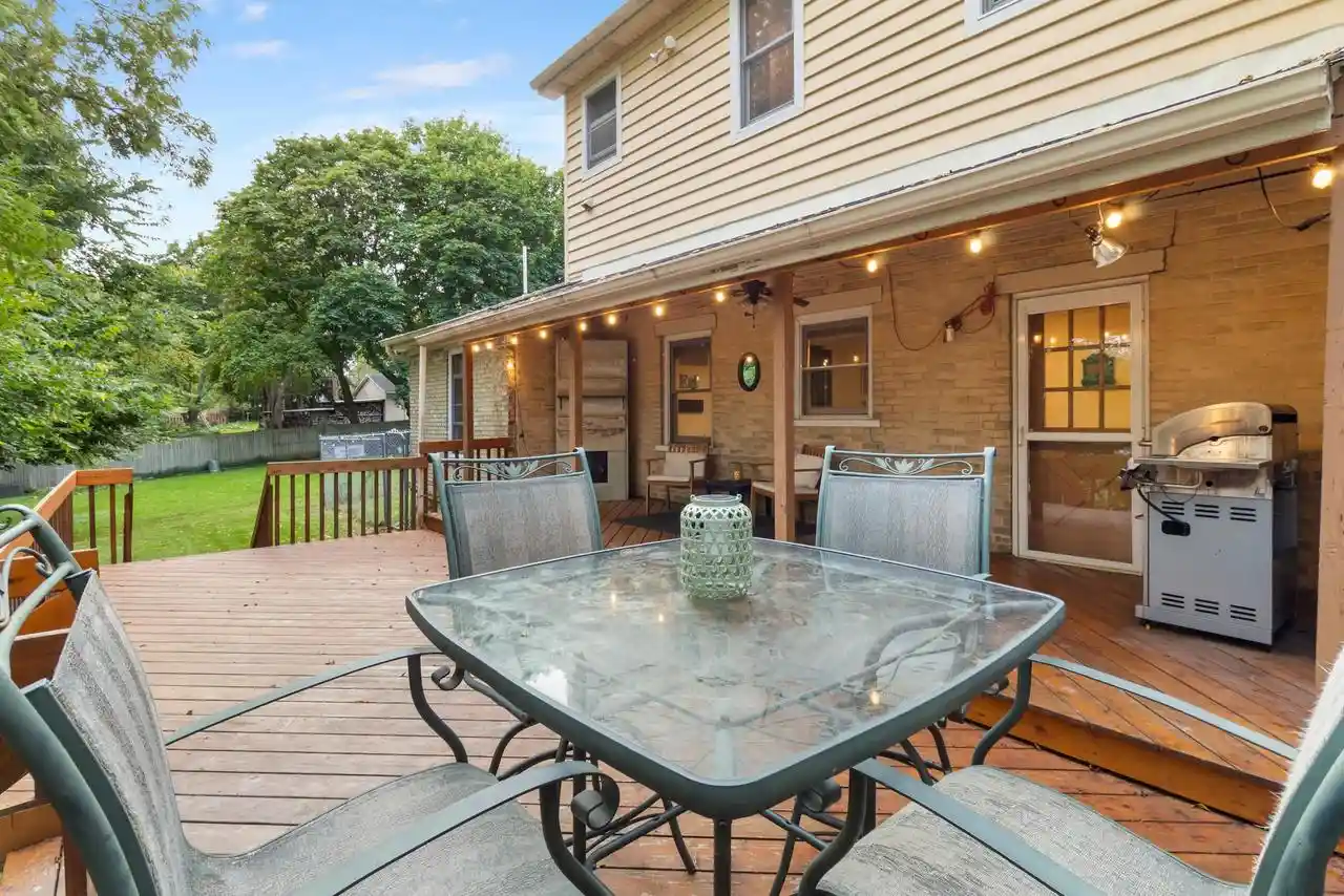 Photo 3 of Single family home for sale at 115 Fremont St, Watertown, WI 53094 | MLS# 2033209 | Listing updated on 2026-10-06
