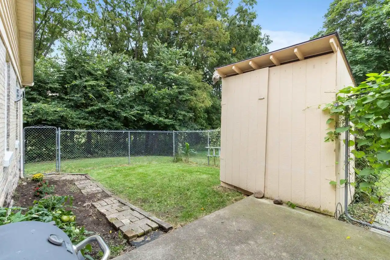 Photo 4 of Single family home for sale at 115 Fremont St, Watertown, WI 53094 | MLS# 2033209 | Listing updated on 2026-10-06