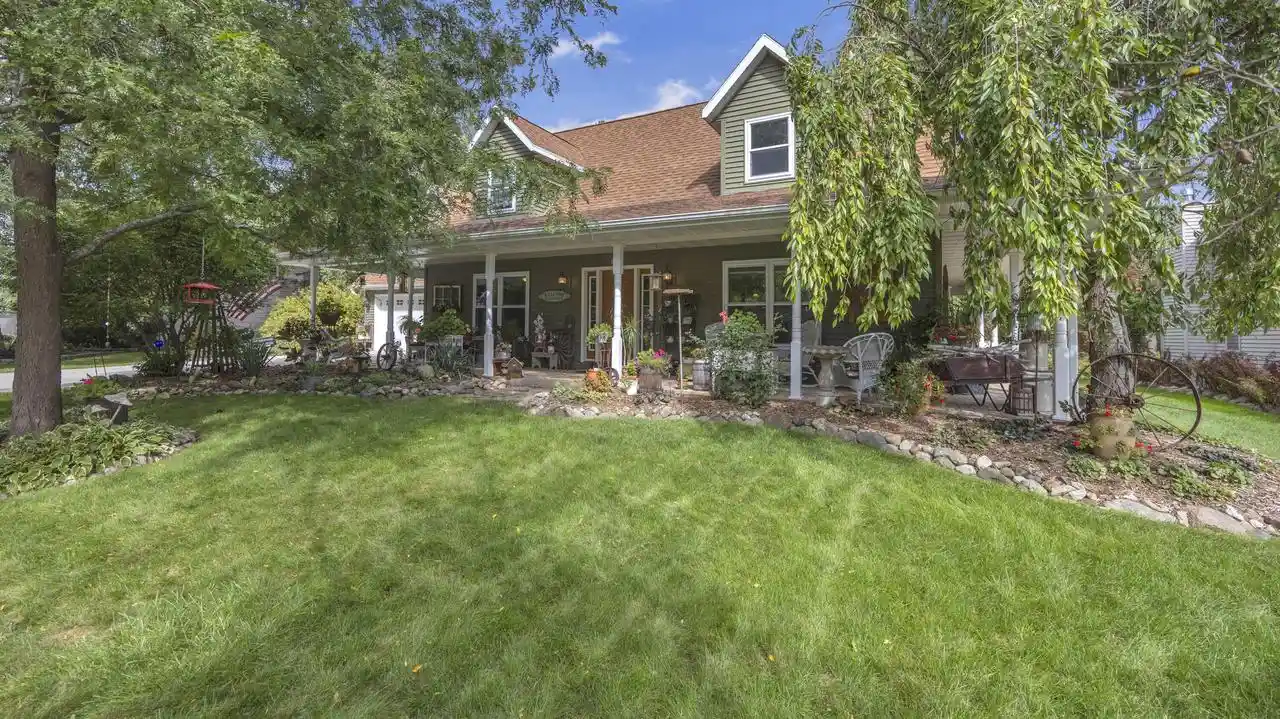 Photo 1 of Single family home for sale at 3715 Koehler Dr, Sheboygan, WI 53083 | MLS# 1981695 | Listing updated on 2026-09-24