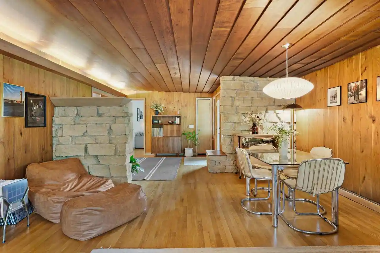 Photo 3 of Sale Pending at 5010 Tomahawk Trl, Madison, WI 53705 | MLS# 2033234 | Listing updated on 2026-10-06