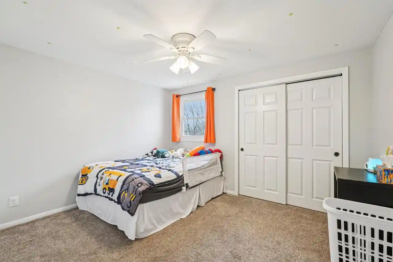 Photo 2 of Single family home for sale at W305n5280 Gail Ln, Hartland, WI 53029 | MLS# 1981711 | Listing updated on 2026-09-23