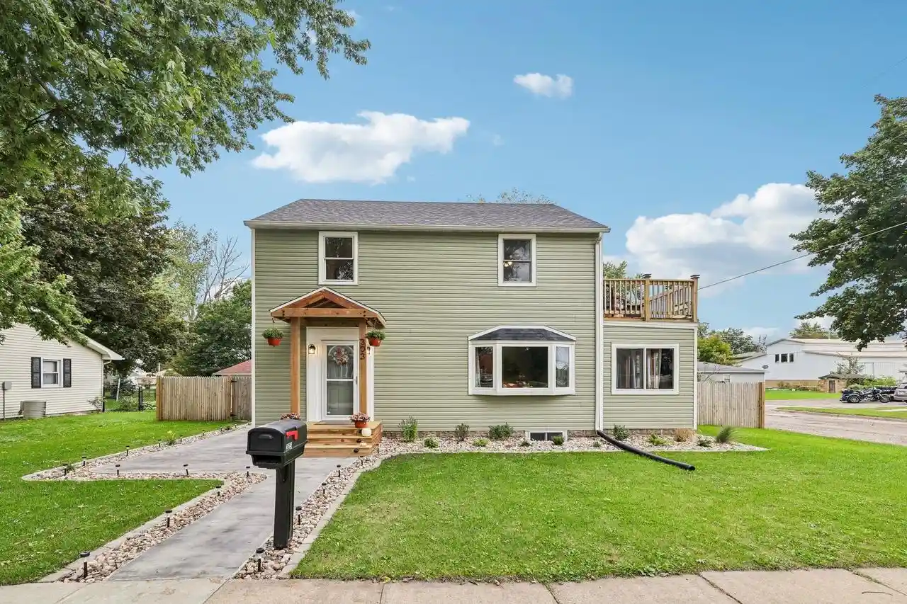 Photo 1 of Single family home for sale at 303 S Main St, New Lisbon, WI 53950 | MLS# 2033237 | Listing updated on 2026-09-24
