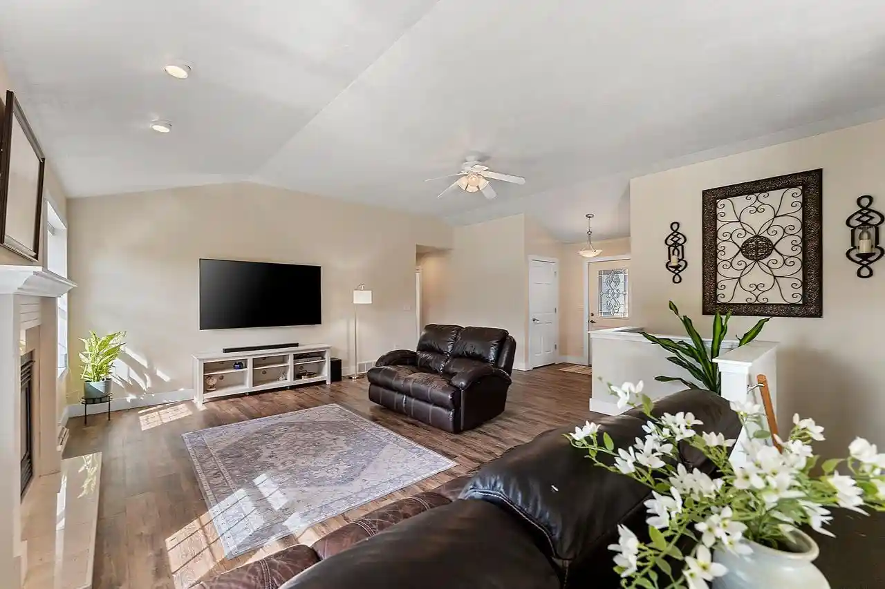 Photo 4 of Single family home for sale at W5985 Sweet William Dr, Appleton, WI 54915 | MLS# 50333107 | Listing updated on 2026-09-23