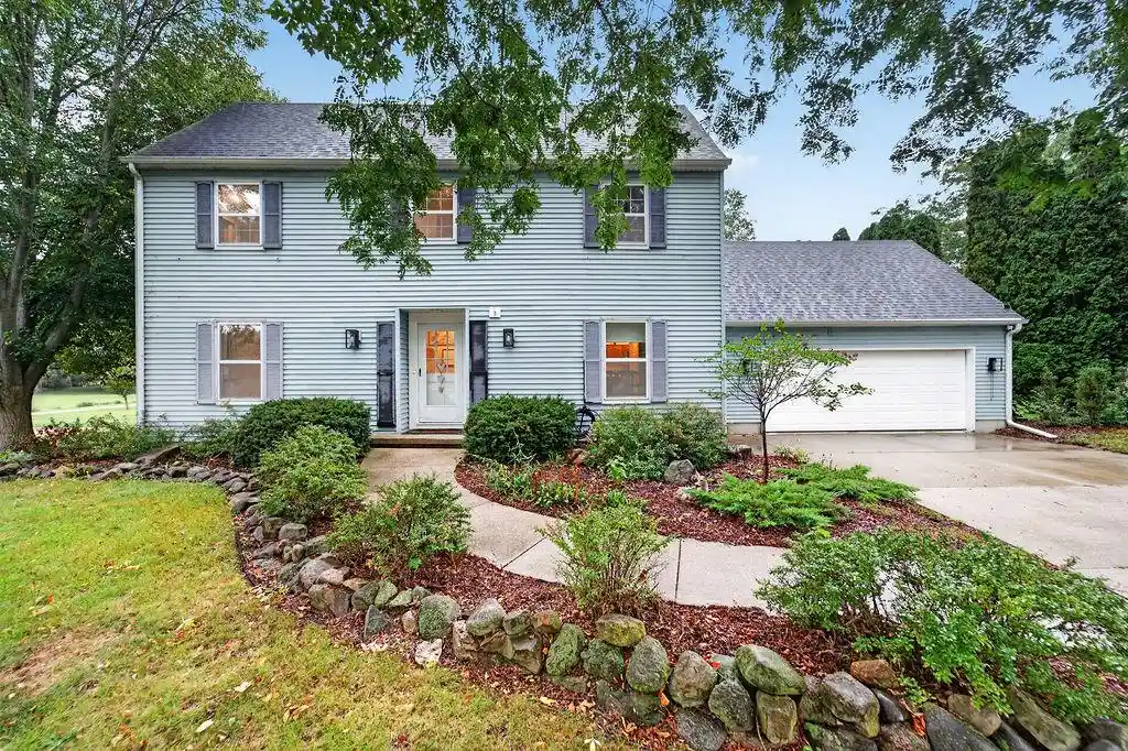 Photo 1 of Single family home for sale at 1001 W Blackhawk Dr, Fort Atkinson, WI 53538 | MLS# 1981717 | Listing updated on 2026-09-23