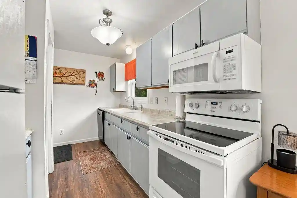 Photo 3 of Single family home for sale at 722 Mckinley Ave, Omro, WI 54963 | MLS# 50333108 | Listing updated on 2026-09-23