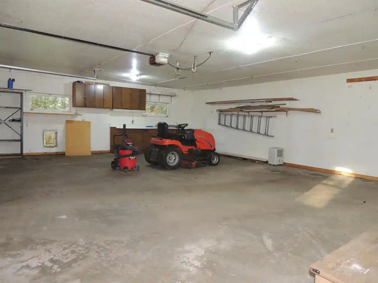 Photo 4 of Single family home for sale at 231 Madison St, Oconto, WI 54153 | MLS# 50333098 | Listing updated on 2026-09-23