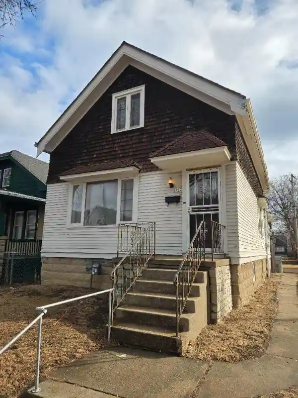Photo 1 of Single family home for sale at 3122 N 42nd Street, Milwaukee, WI 53216 | MLS# 1981725 | Listing updated on 2026-09-23
