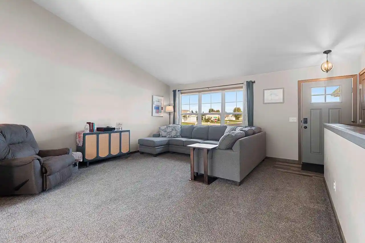 Photo 3 of Single family home for sale at 1290 Brenda Ln, Neenah, WI 54956 | MLS# 50333100 | Listing updated on 2026-09-23
