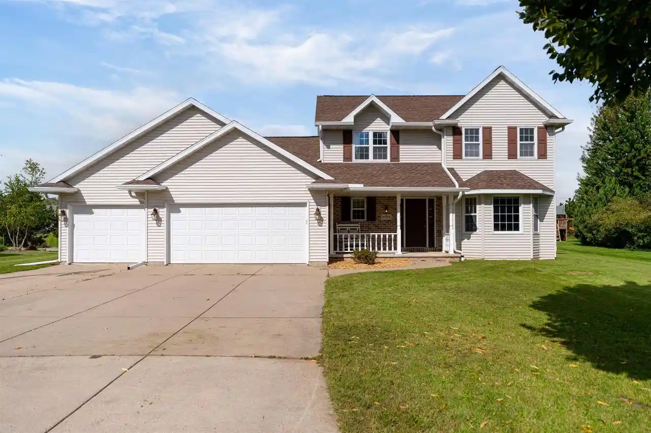 Single family home for sale at N2314 Cornhusk Dr, Greenville, WI 54942 | MLS# 50333112