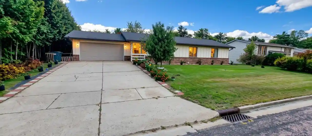 Photo 1 of Single family home for sale at 1530 Lily Ln, Wisconsin Rapids, WI 54494 | MLS# 22604721 | Listing updated on 2026-09-23