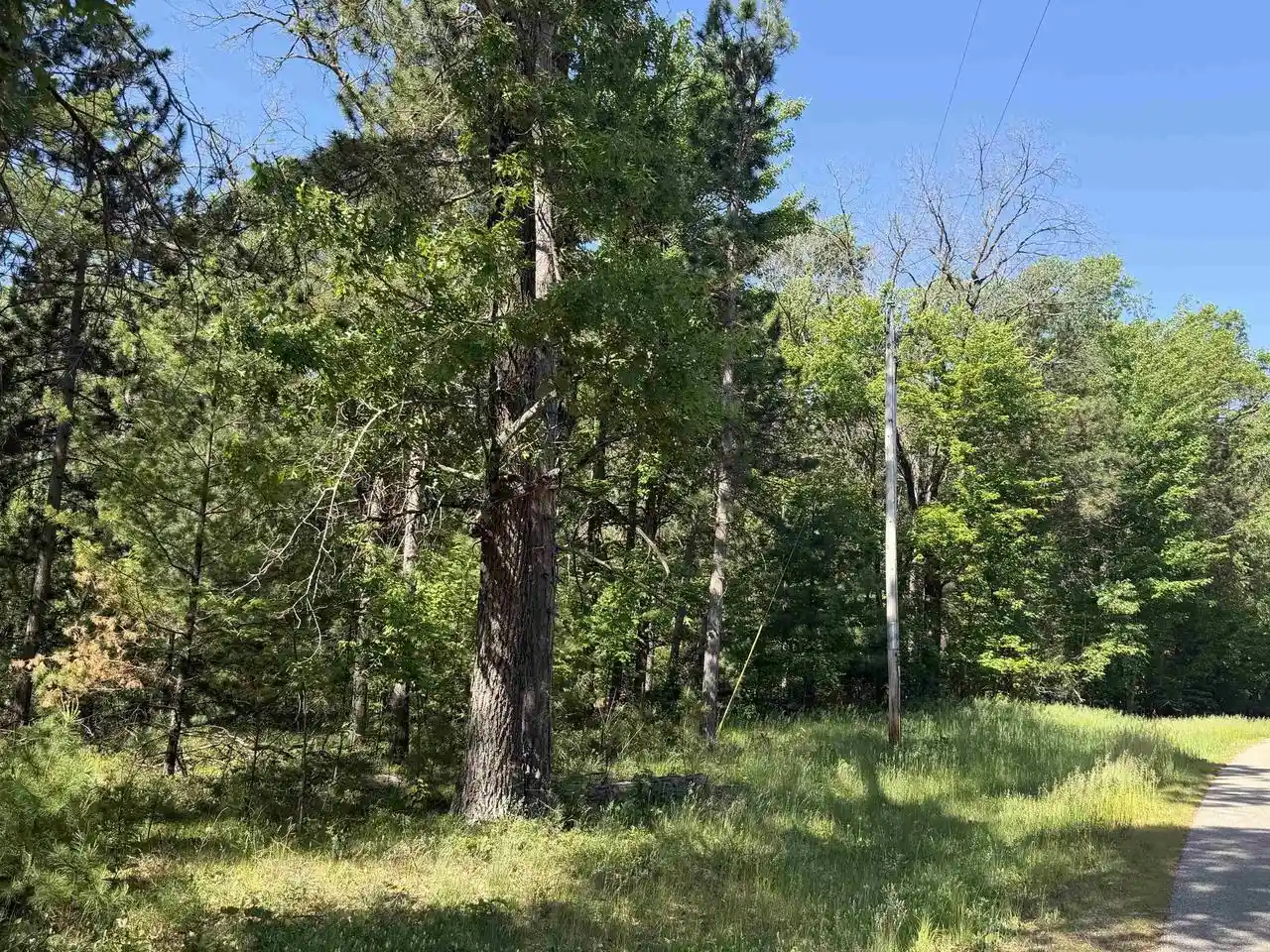 Photo 4 of Land for sale at E Lake Crst Dr, Shawano, WI 54166 | MLS# 50333105 | Listing updated on 2026-09-23