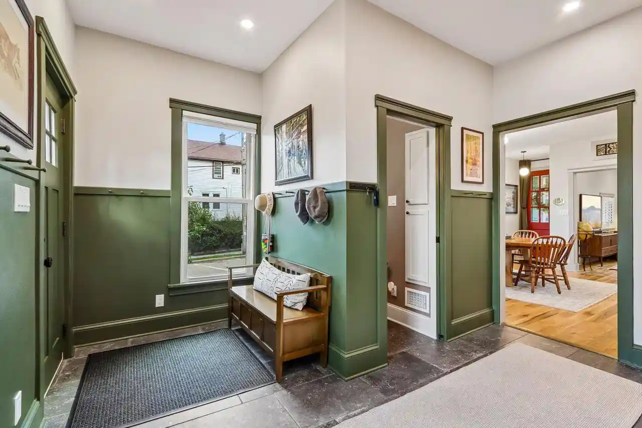 Photo 3 of Single family home for sale at 724 E Pearson St, Milwaukee, WI 53202 | MLS# 1981731 | Listing updated on 2026-10-04