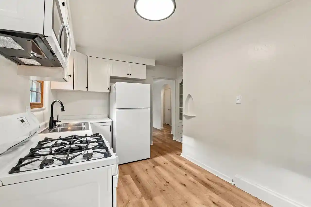Photo 2 of Single family home for sale at 940 Christiana St, Green Bay, WI 54303 | MLS# 50333123 | Listing updated on 2026-09-23