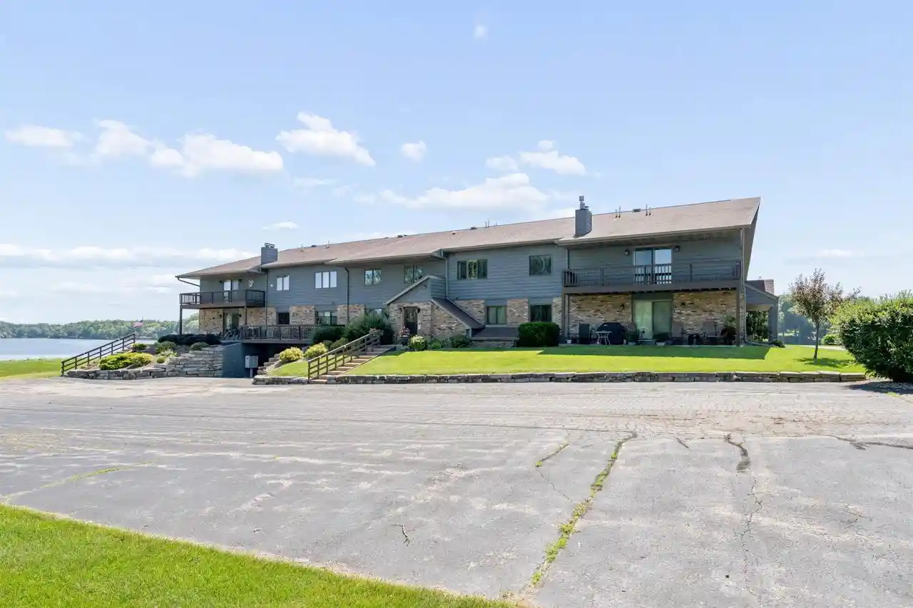 Photo 1 of Condo for sale at 2490 Stroebe Is Dr, Appleton, WI 54914 | MLS# 50333125 | Listing updated on 2026-09-23