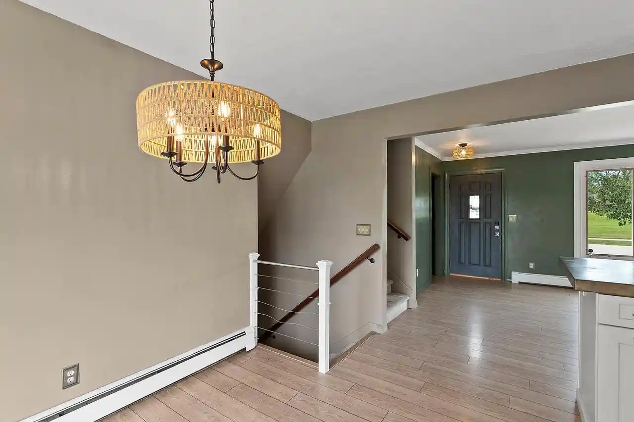Photo 3 of Single family home for sale at 654 Cedar St, Neenah, WI 54956 | MLS# 50333124 | Listing updated on 2026-09-23