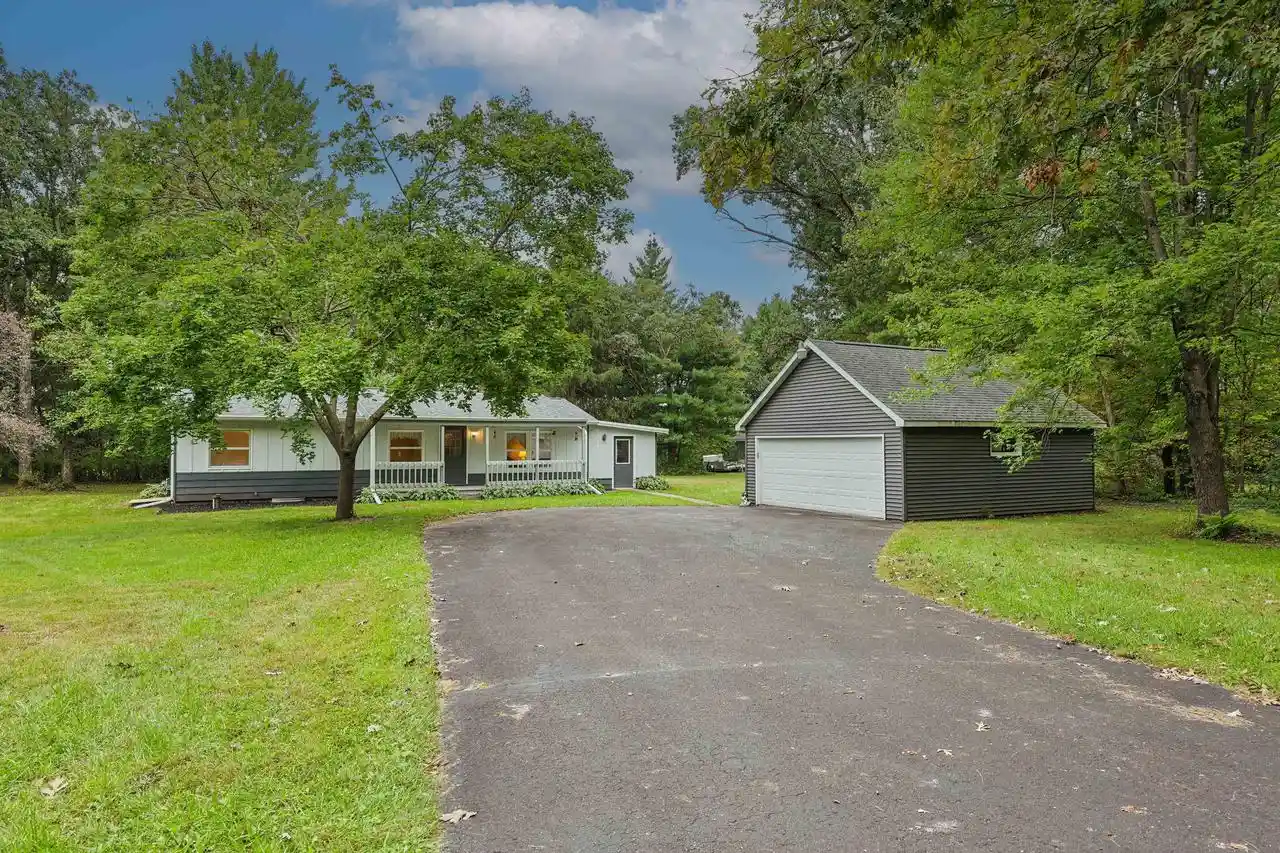 Photo 1 of Single family home for sale at E7804a Virginia St, Reedsburg, WI 53959 | MLS# 2033253 | Listing updated on 2026-09-23