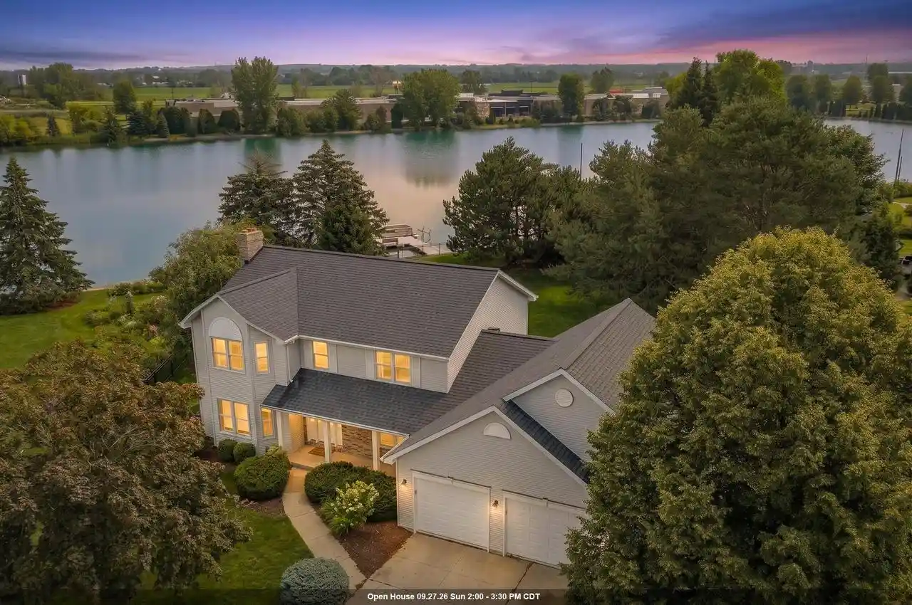 Photo 1 of Single family home for sale at 2485 Van View Ct, Green Bay, WI 54311 | MLS# 50333117 | Listing updated on 2026-09-23