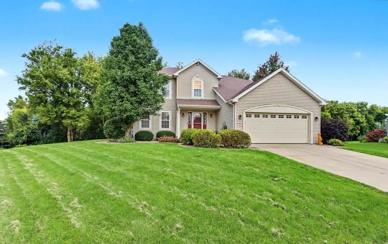 Single family home for sale at 7 Woodridge Ln, Columbus, WI 53925 | MLS# 1981735
