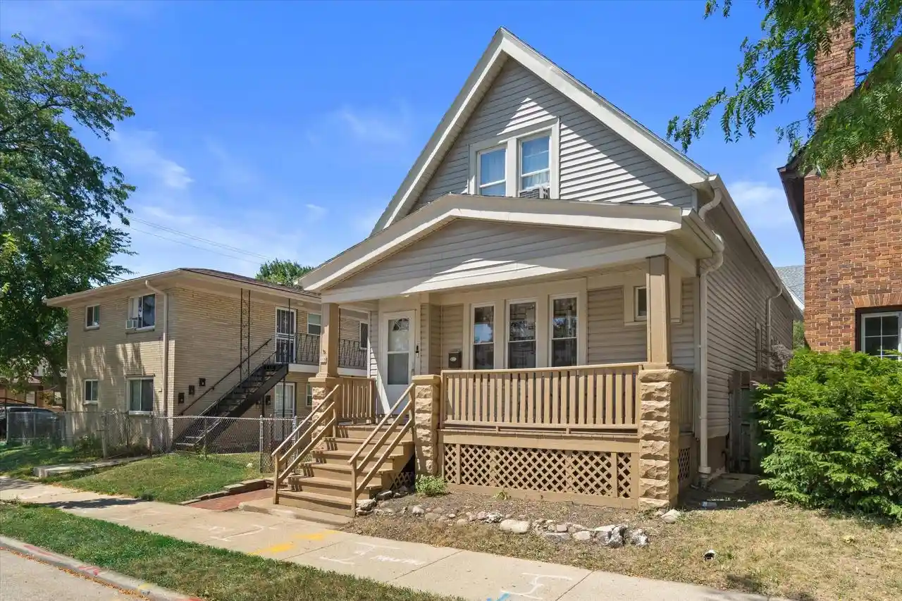 Single family home for sale at 806 Lapham Blvd, Milwaukee, WI 53204 | MLS# 1981738