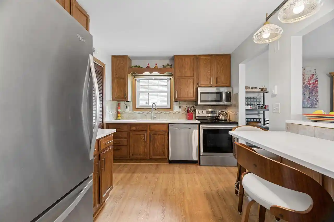 Photo 3 of Condo for sale at 2553 Village Ln #B, Oshkosh, WI 54904 | MLS# 50333118 | Listing updated on 2026-09-23