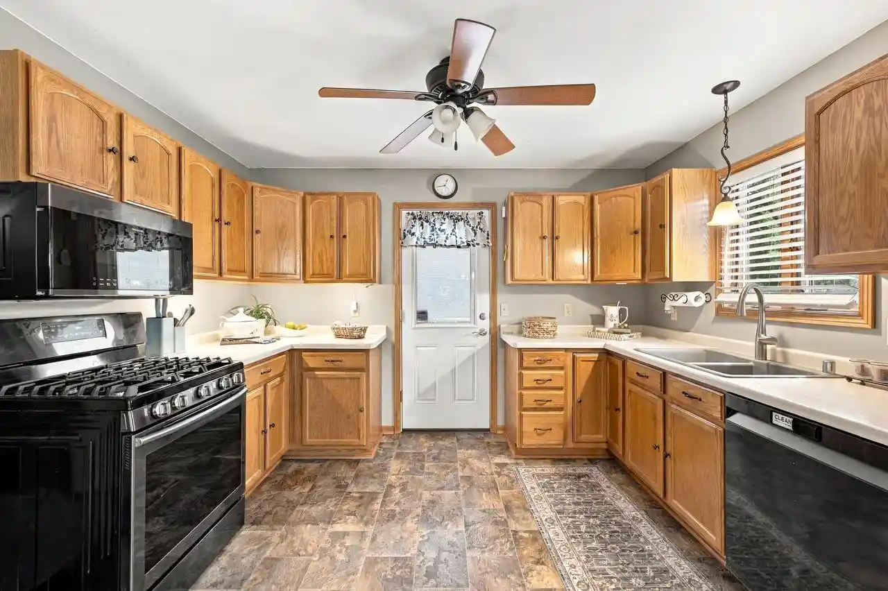 Photo 2 of Condo for sale at 720 Timberline Trl, Hartford, WI 53027 | MLS# 1981741 | Listing updated on 2026-10-05