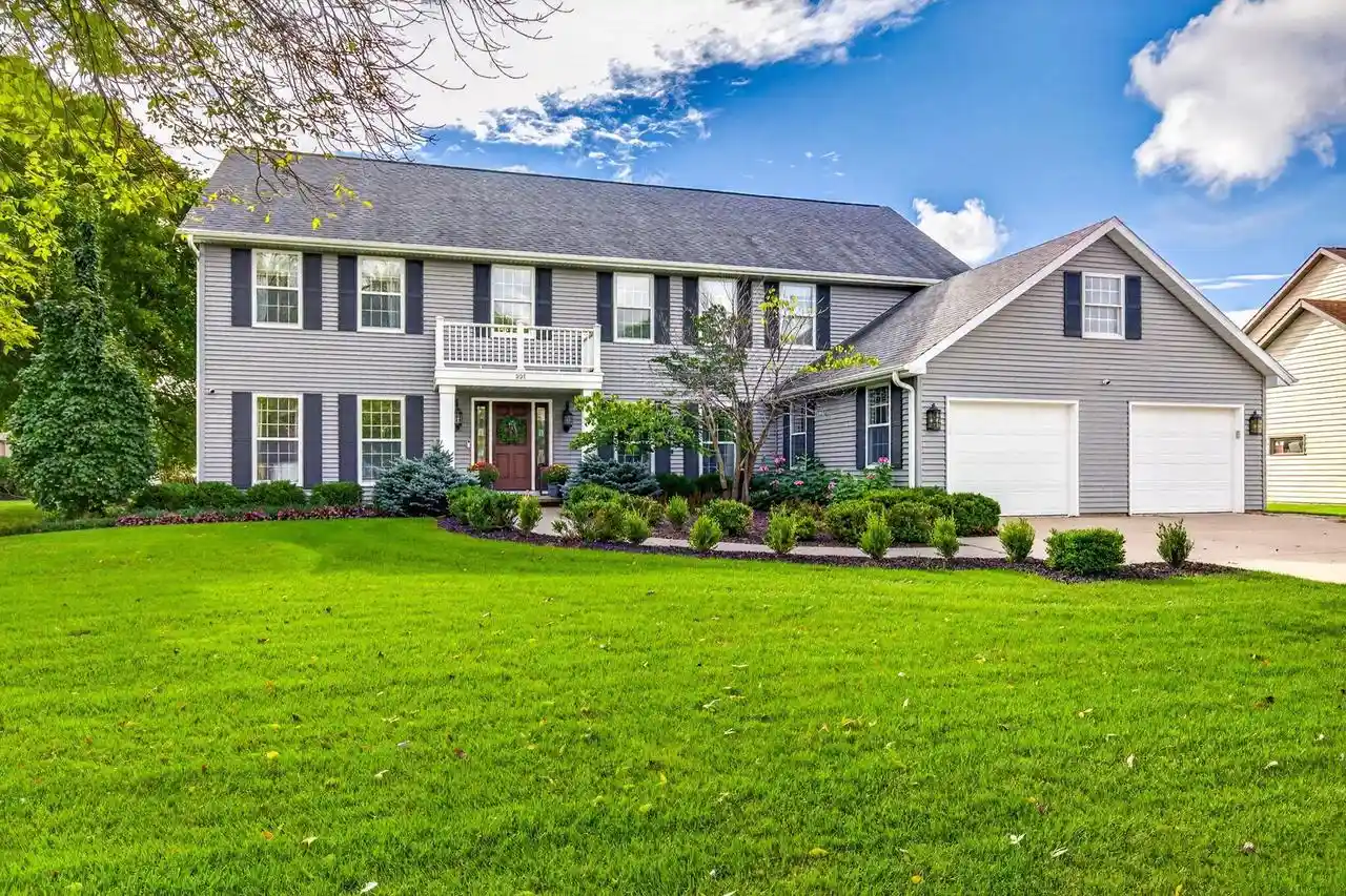 Photo 1 of Single family home for sale at 991 Derby Ln, Neenah, WI 54956 | MLS# 50333132 | Listing updated on 2026-09-23