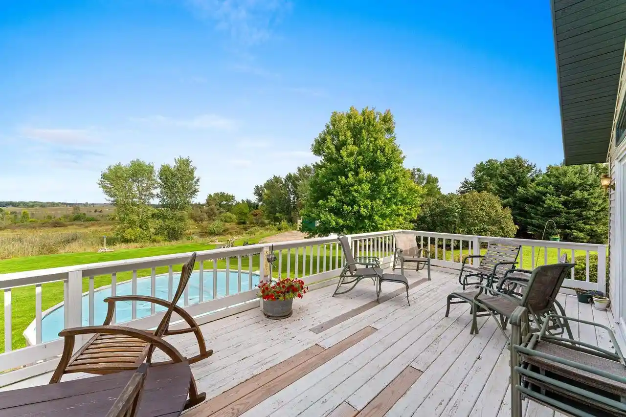 Photo 3 of Single family home for sale at 5275 Rushford Ave, Omro, WI 54963 | MLS# 50333129 | Listing updated on 2026-09-23