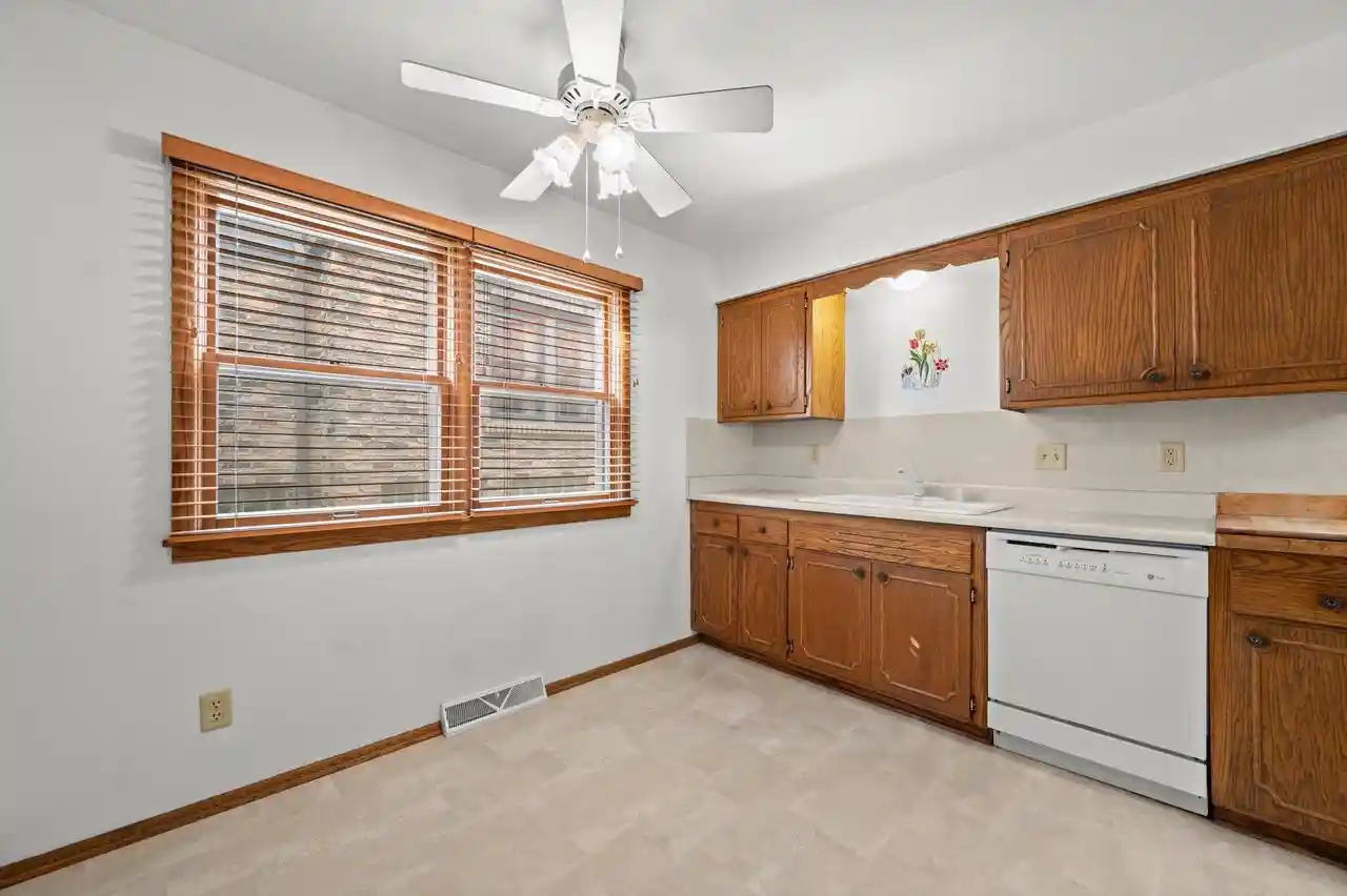 Photo 62 of Sale Pending at 3215 S Indiana Ave #3217, Milwaukee, WI 53207 | MLS# 1981767 | Listing updated on 2026-09-29