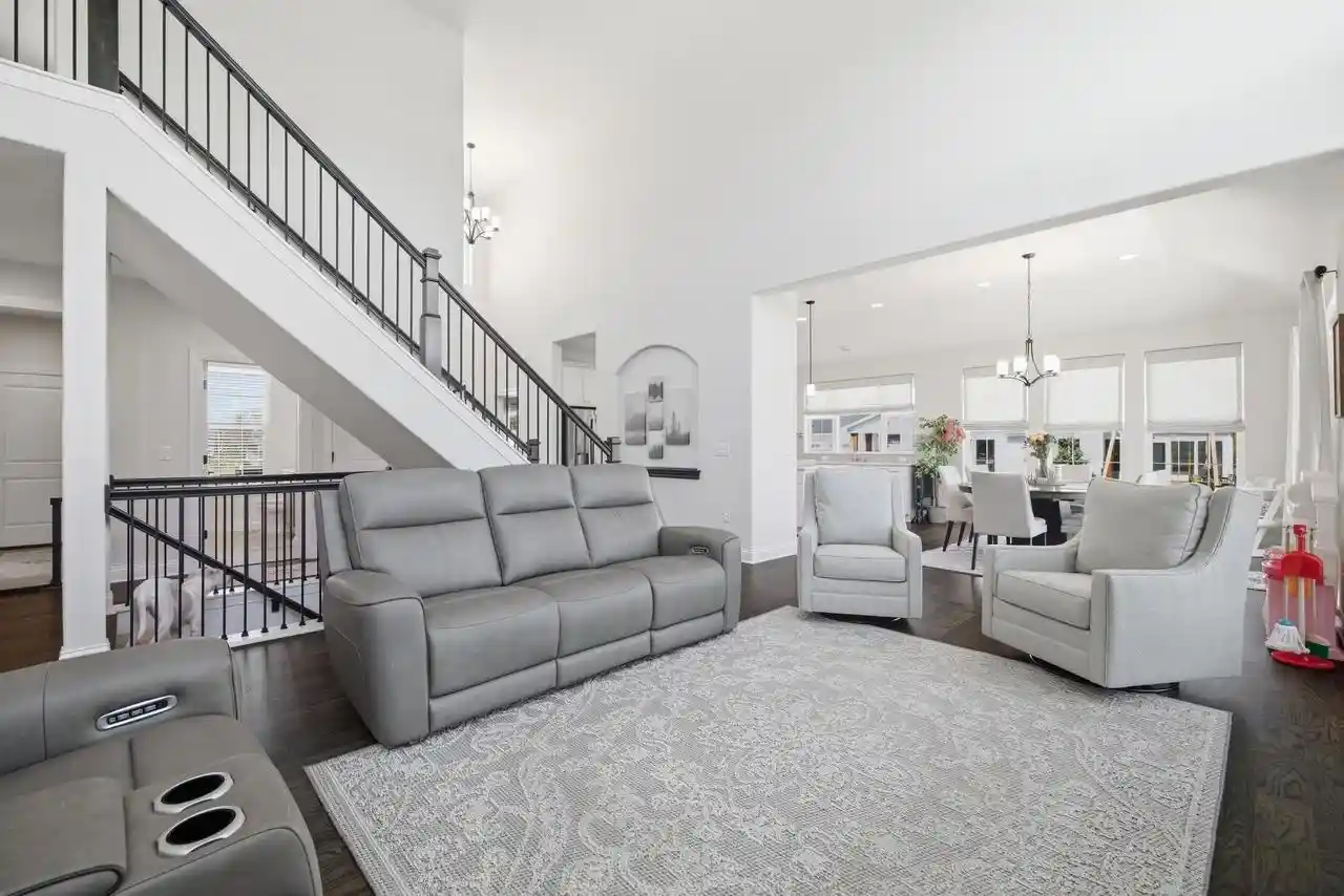 Photo 4 of Sale Pending at 111 Sycamore Ct, Hartland, WI 53029 | MLS# 1981769 | Listing updated on 2026-10-03