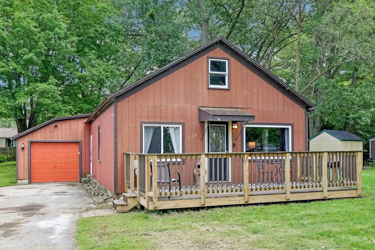 Photo 1 of Single family home for sale at 608 Jenny Wren Pass, Pardeeville, WI 53954 | MLS# 2033271 | Listing updated on 2026-09-30