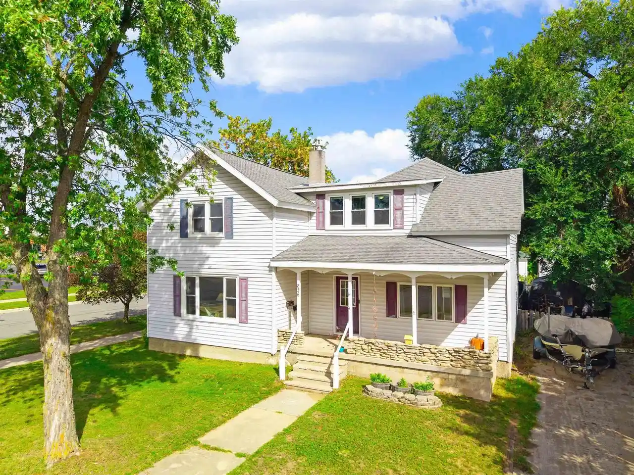 Photo 1 of Single family home for sale at 836 Main St, Marinette, WI 54143 | MLS# 50333144 | Listing updated on 2026-09-24