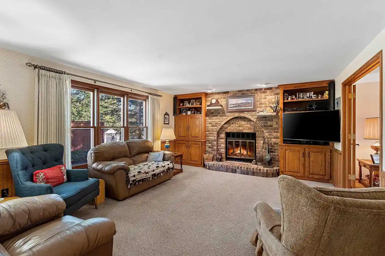 Photo 2 of Single family home for sale at 2967 Mayflower Rd, Green Bay, WI 54311 | MLS# 50332980 | Listing updated on 2026-09-25