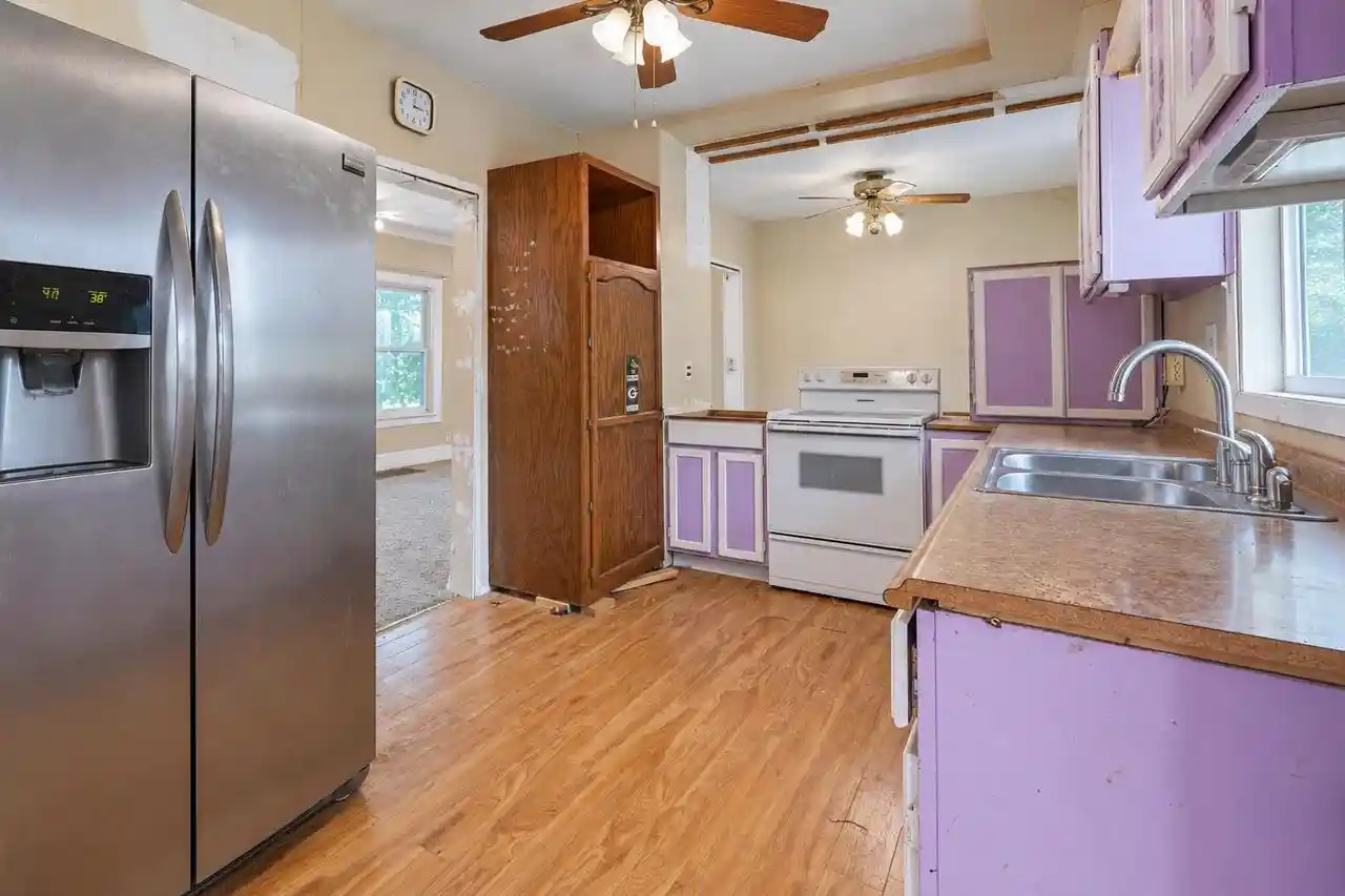 Photo 3 of Single family home for sale at 613 Phoebe St, Green Bay, WI 54303 | MLS# 50333156 | Listing updated on 2026-09-23